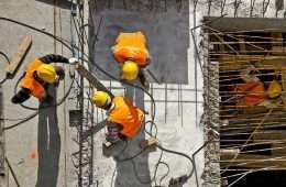 Essential Tips for Selecting a Trustworthy Manpower and Equipment Rental Service in Saudi Arabia